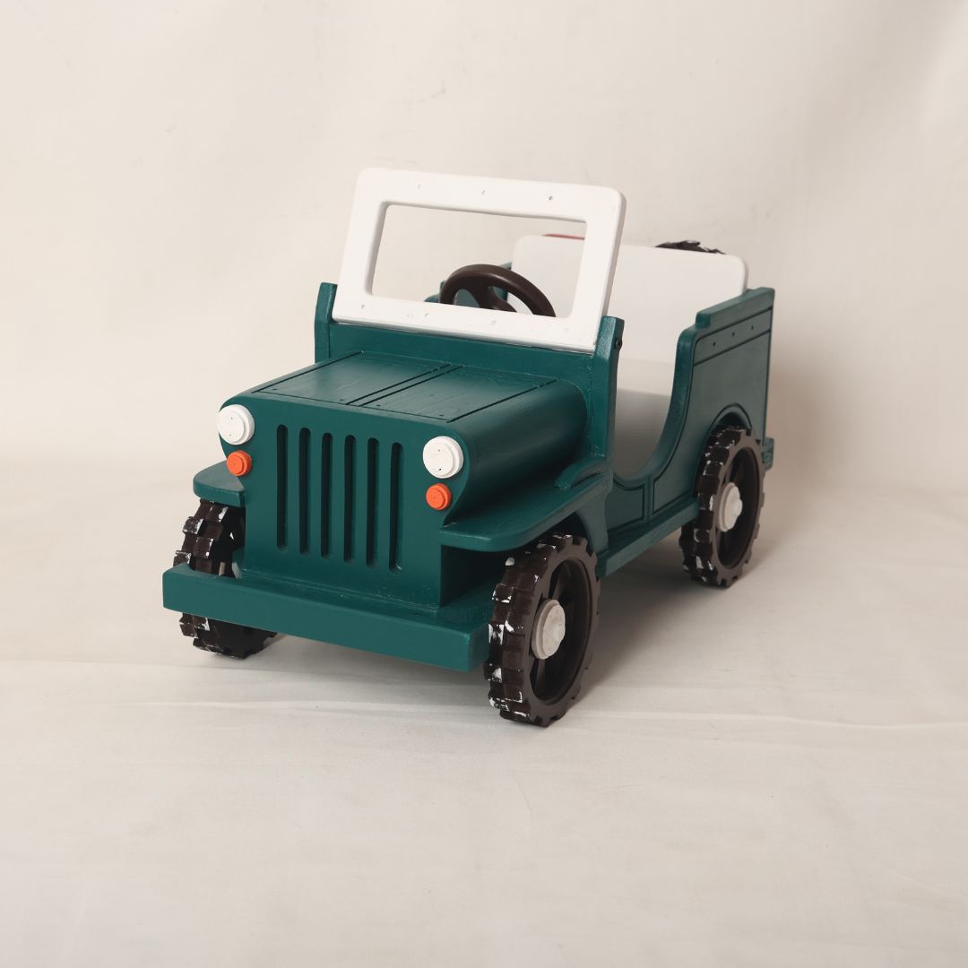 Premium jeep baby prop for jungle safari-themed photoshoots, ideal for newborn and toddler photography with a rugged and adventurous design.